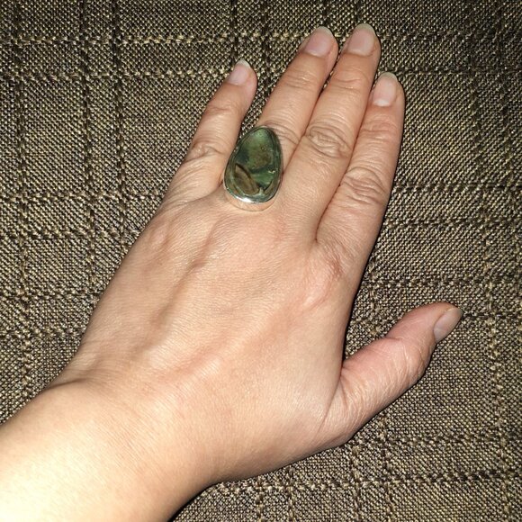 Bold Vintage Natural Blackfoot Rainbow Abalone Sterling Silver Statement Ring - Picture 12 of 14